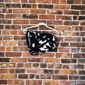 Banana Republic 3” Shorts